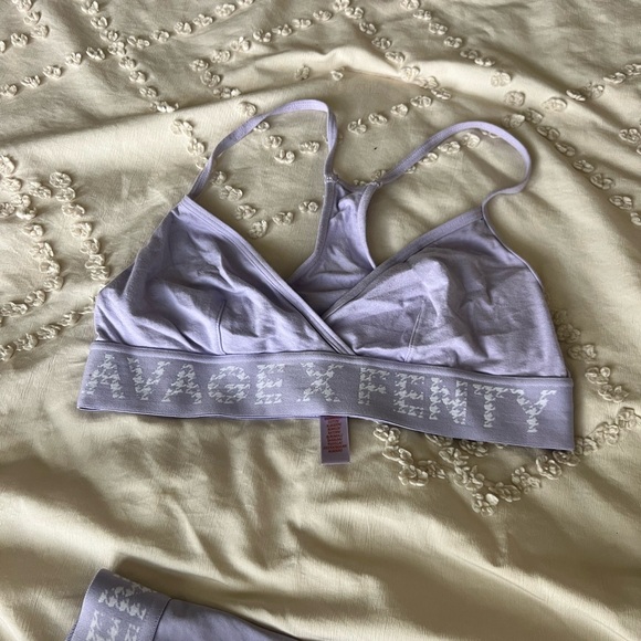 Savage x Fenty set - Picture 6 of 9